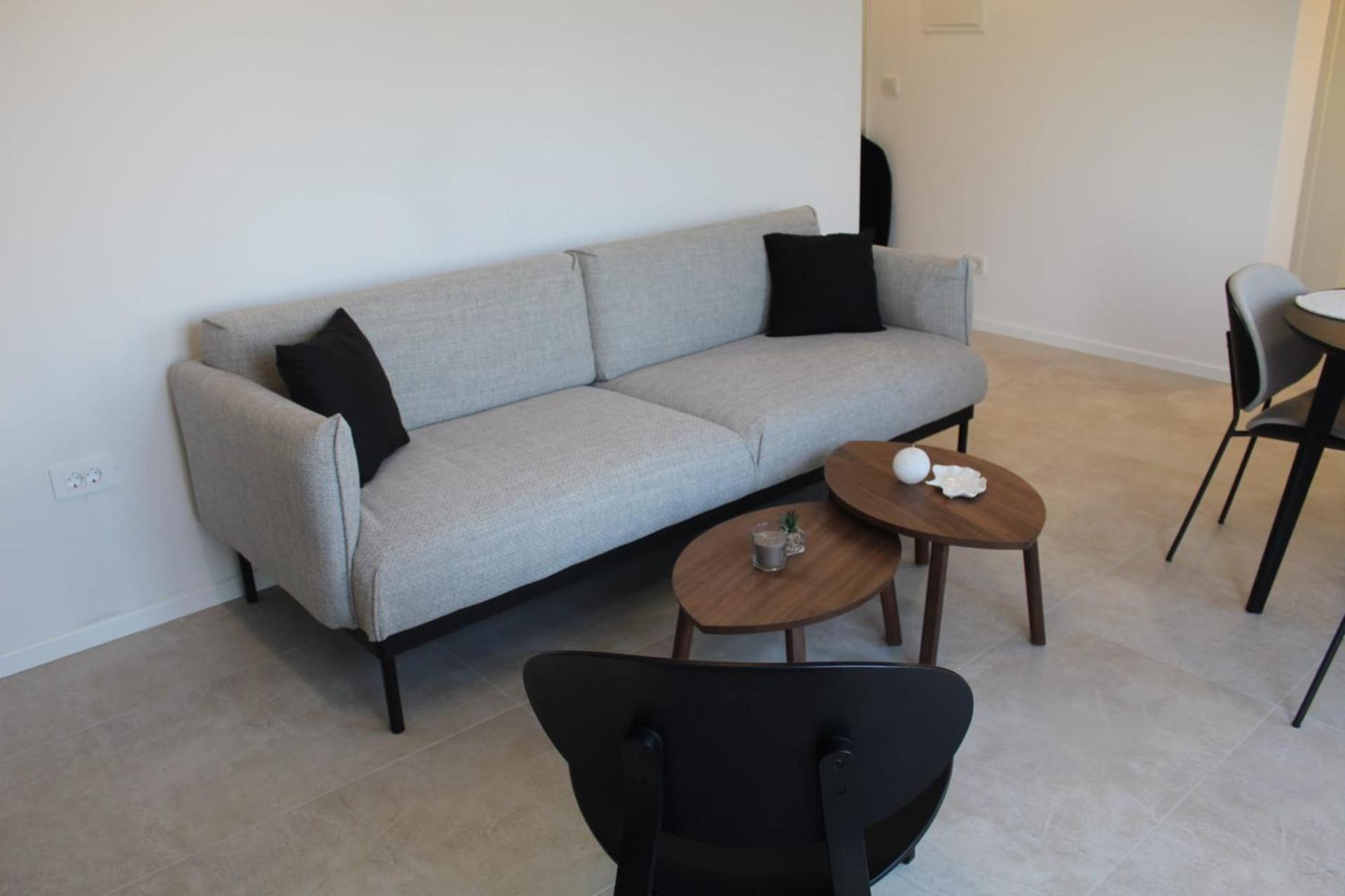 Red Wine Apartment